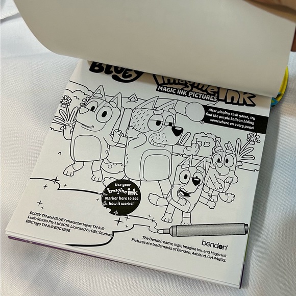 Bundle of 3 Imagine Ink Coloring and Game books and markers - Picture 9 of 10